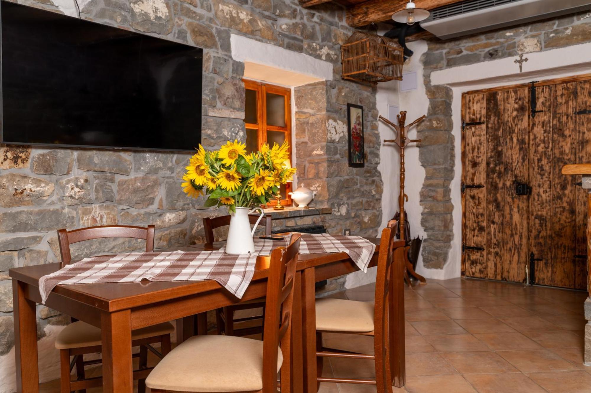Wine House Rakar Konuk evi Gračišče Dış mekan fotoğraf