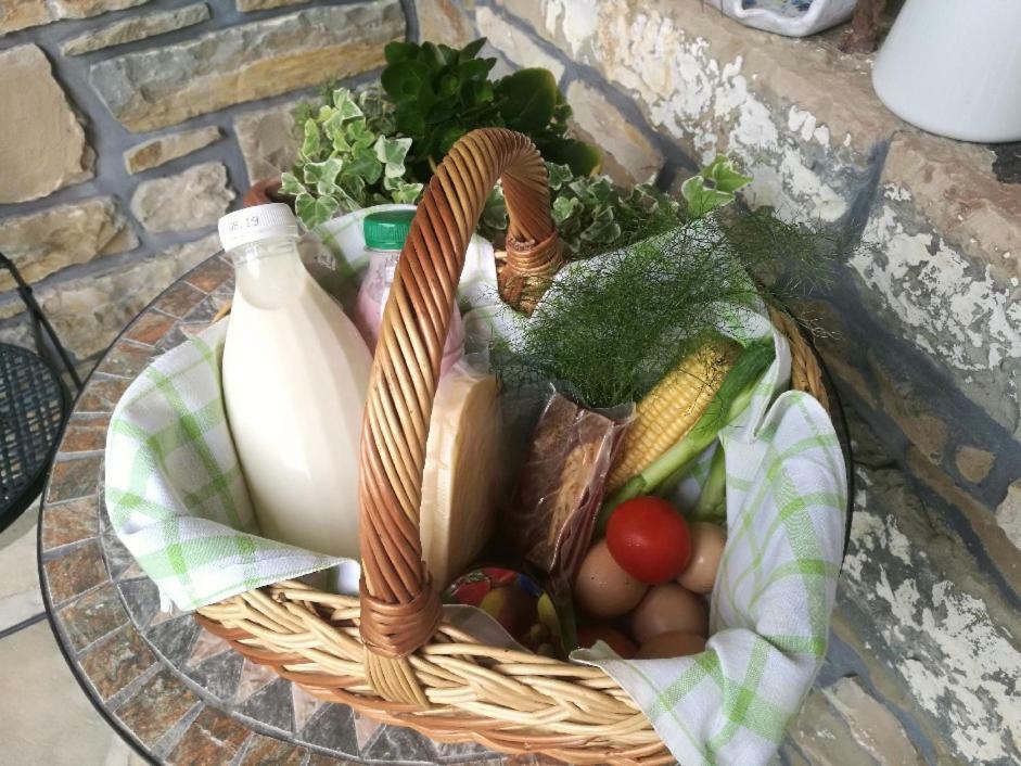 Wine House Rakar Konuk evi Gračišče Dış mekan fotoğraf